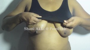 Sri lankan boob shake and boob licking playing with boobs | ශානි අක්කිගෙ තන් සෙල්ලම එක්ක තන් සූප්පුව