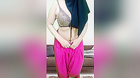 Lebanon Hijab Girl Desi Sexy Showing Big Boobs