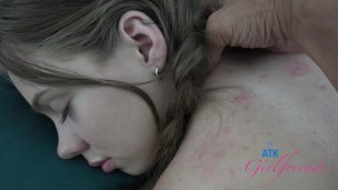 Amateur cutie Venus Vixen gets a massage and her cute pussy touched POV